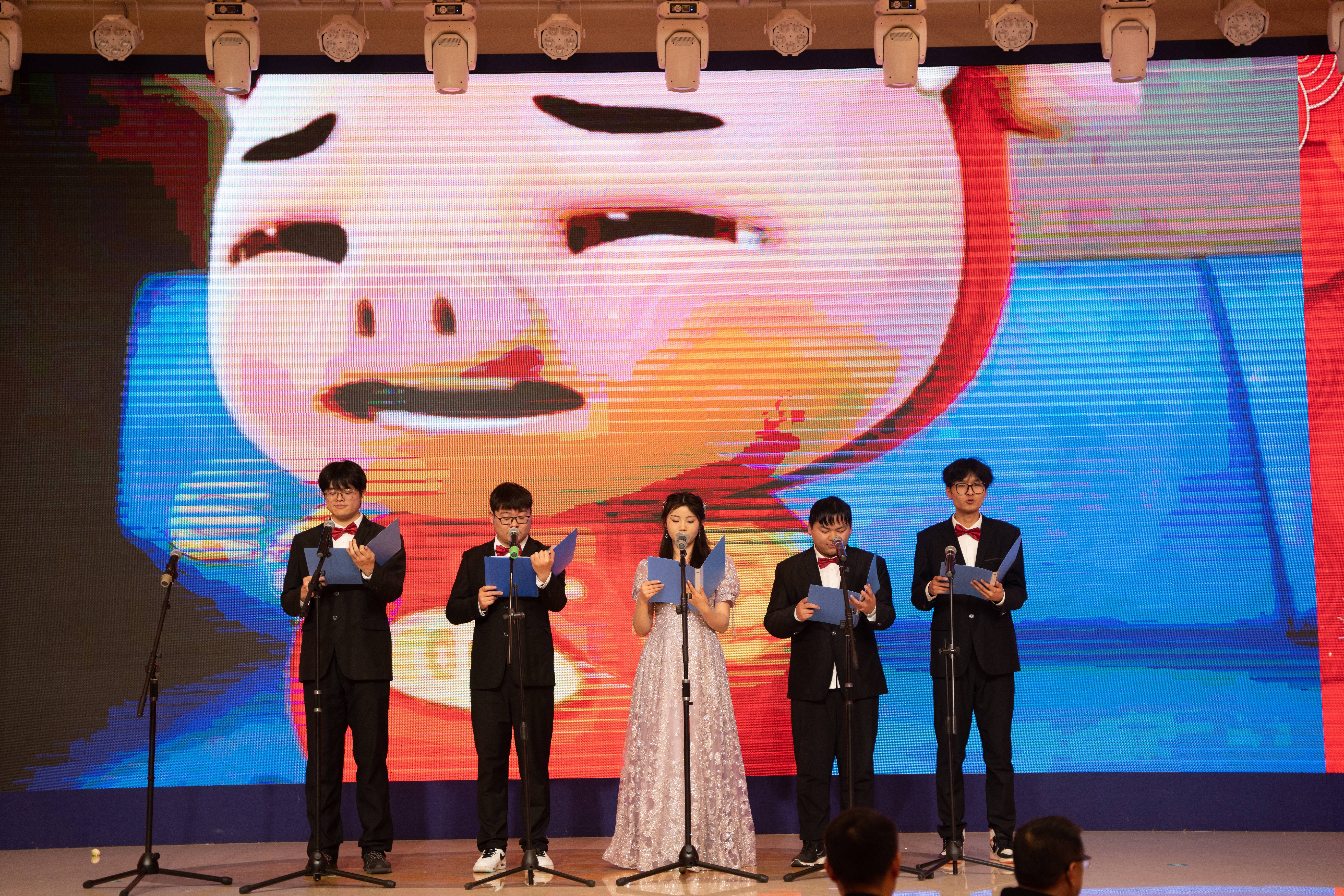 6 朗诵《猪猪侠》.jpg